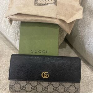 Gucci Wallet